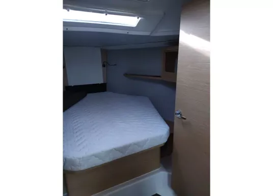 DUFOUR YACHTS - DUFOUR 37 - 9