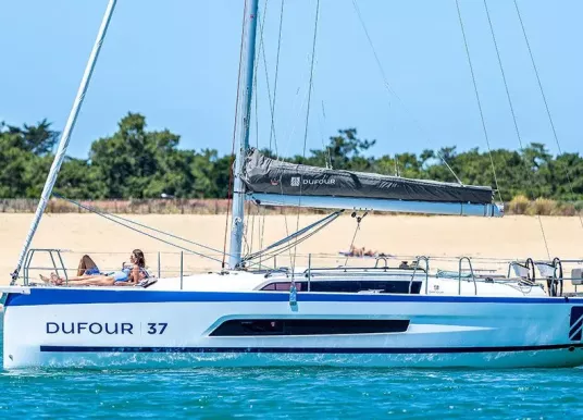 DUFOUR YACHTS - DUFOUR 37 - 5