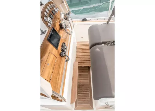 RHEA MARINE - RHEA 35 OPEN - 8