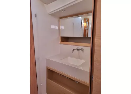 DUFOUR YACHTS - DUFOUR 470 - 16