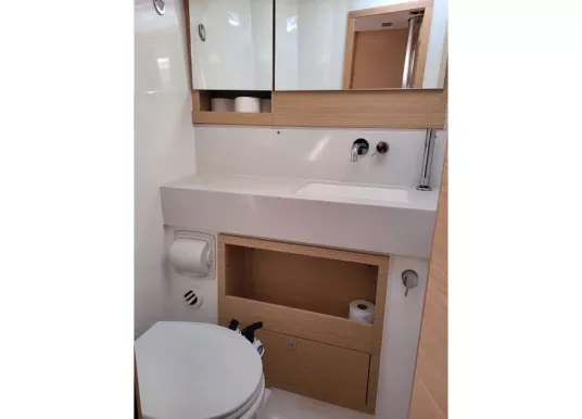 DUFOUR YACHTS - DUFOUR 470 - 17