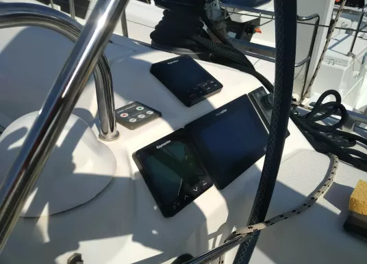 DUFOUR YACHTS - DUFOUR 412 - 11