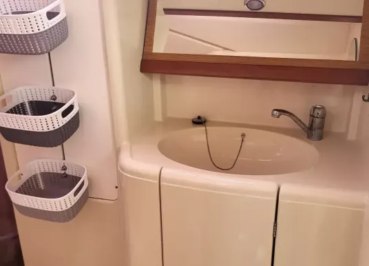 DUFOUR YACHTS - DUFOUR 365 - 17