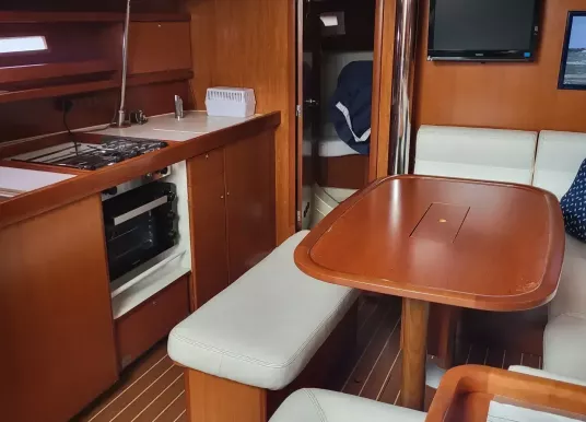 DUFOUR YACHTS - DUFOUR 365 - 5