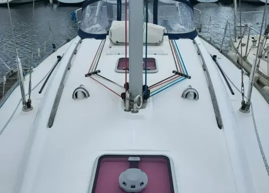 DUFOUR YACHTS - DUFOUR 365 - 9