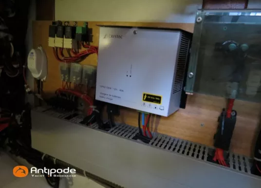 BENETEAU - SWIFT TRAWLER 42 - 18