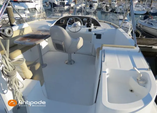 BENETEAU - SWIFT TRAWLER 42 - 45