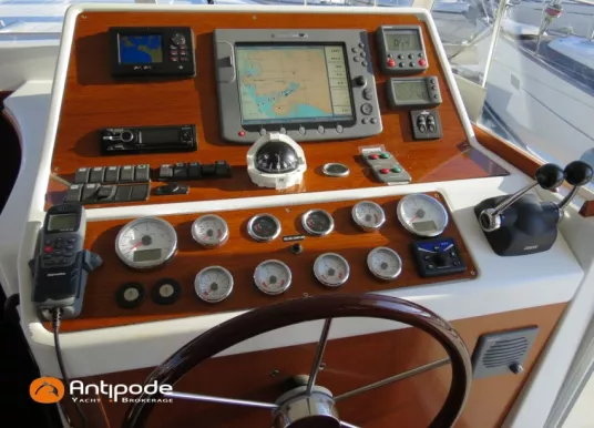 BENETEAU - SWIFT TRAWLER 42 - 10