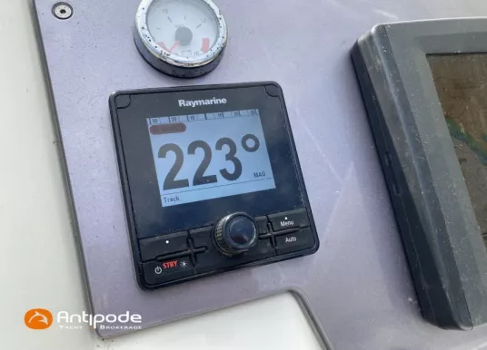 JEANNEAU - LEADER 10 - 22