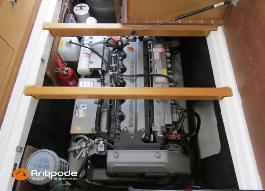 JEANNEAU - MERRY FISHER 10 - 12