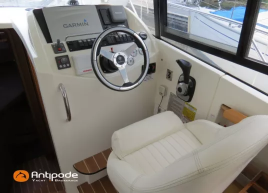 JEANNEAU - MERRY FISHER 10 - 22