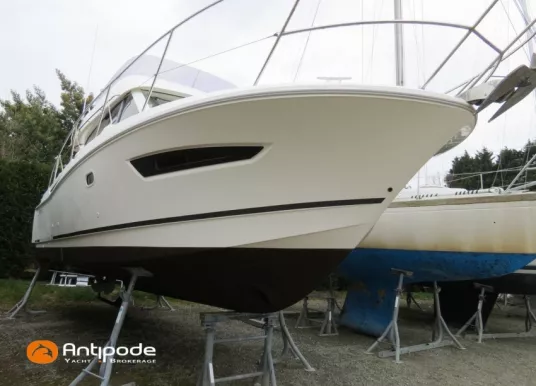 JEANNEAU - MERRY FISHER 10 - 49