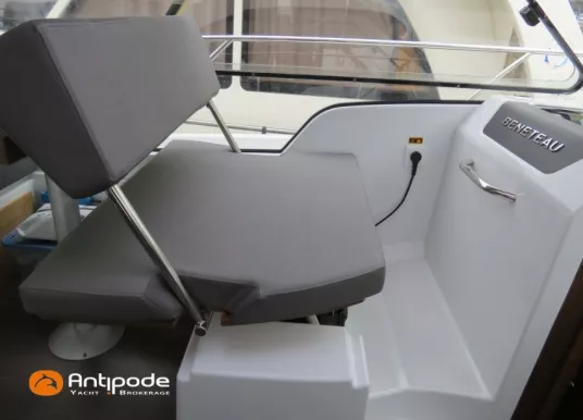 BENETEAU - ANTARES 9 - 23