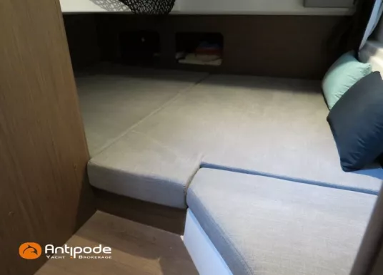 BENETEAU - ANTARES 9 - 10