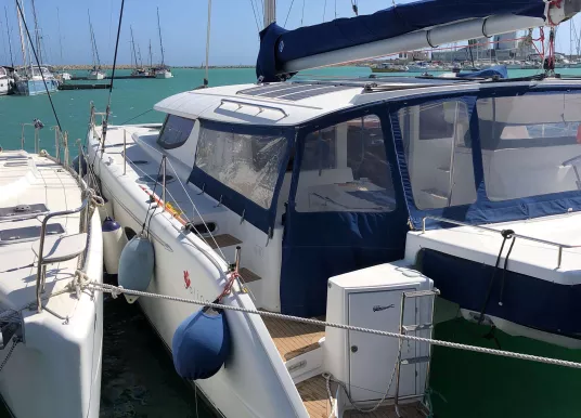 FOUNTAINE PAJOT - SALINA 48 - 17