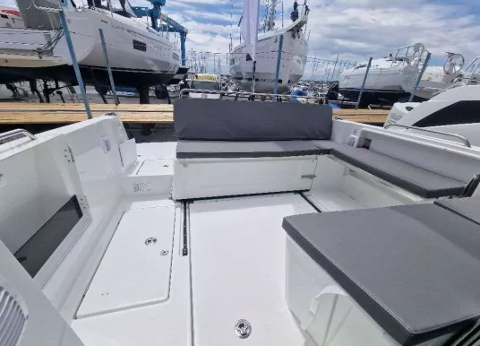 BENETEAU - ANTARES 8 - 9