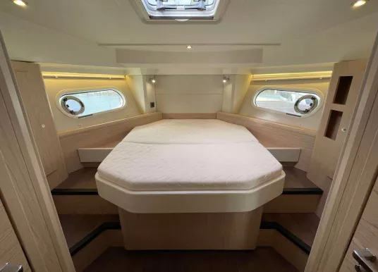 BENETEAU - SWIFT TRAWLER 41 FLY - 3