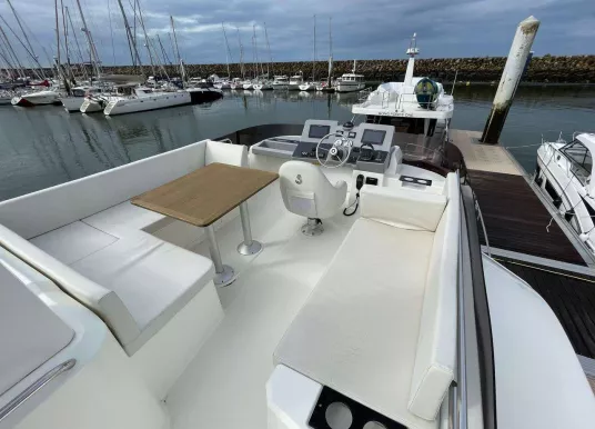 BENETEAU - SWIFT TRAWLER 41 FLY - 9