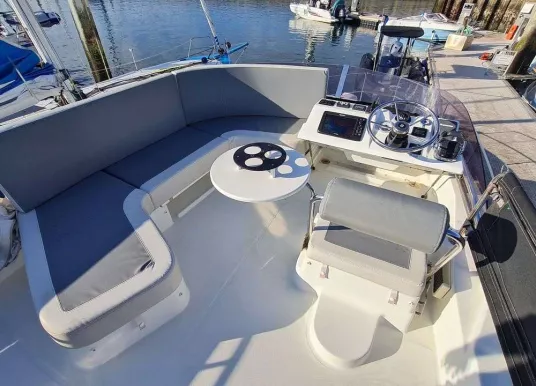 BENETEAU - SWIFT TRAWLER 30 - 9
