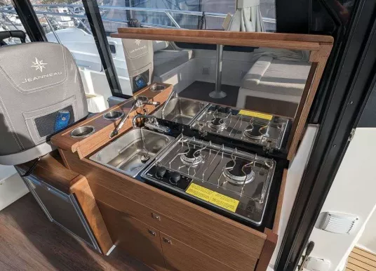 JEANNEAU - MERRY FISHER 895 - 5