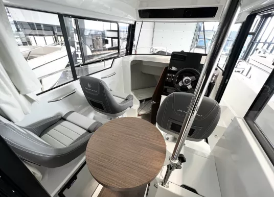 JEANNEAU - MERRY FISHER 695 SPORT - 11