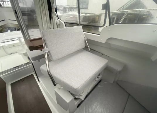 JEANNEAU - MERRY FISHER 695 - 11