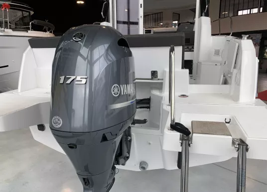 JEANNEAU - MERRY FISHER 695 - 4