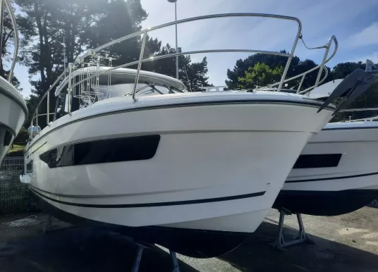 JEANNEAU - MERRY FISHER 895 - 2