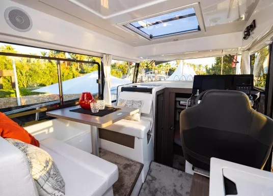 JEANNEAU - MERRY FISHER 895 SPORT - 2