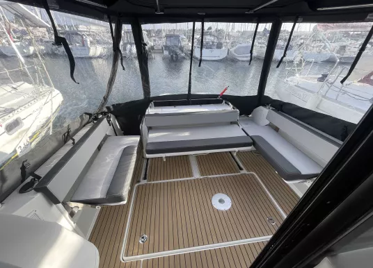 JEANNEAU - MERRY FISHER 895 SPORT - 18