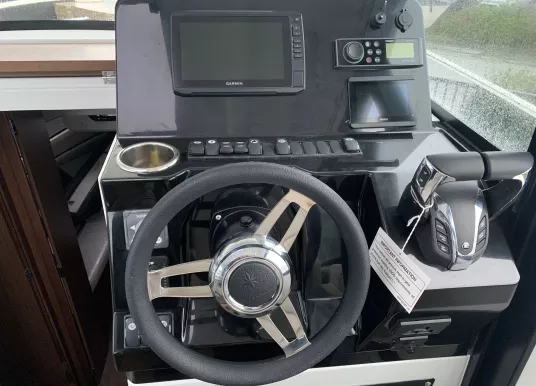 JEANNEAU - MERRY FISHER 895 SPORT - 10