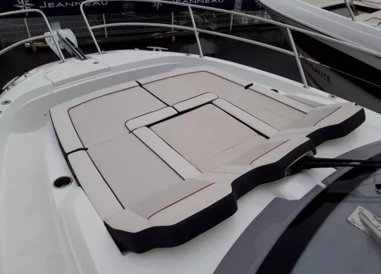JEANNEAU - CAP CAMARAT 10.5 WA - 17