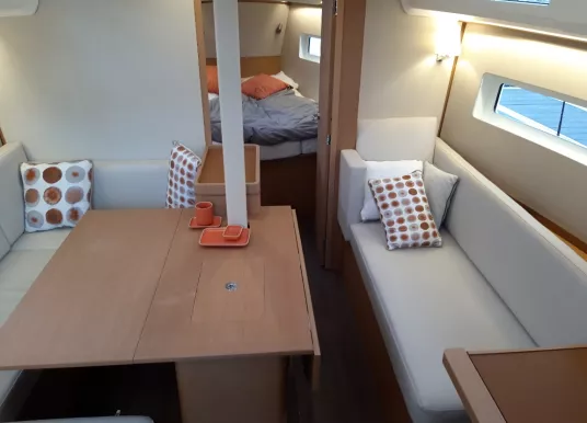 JEANNEAU - SUN ODYSSEY 380 - 20