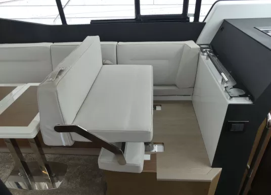 JEANNEAU - NC 37 - 13