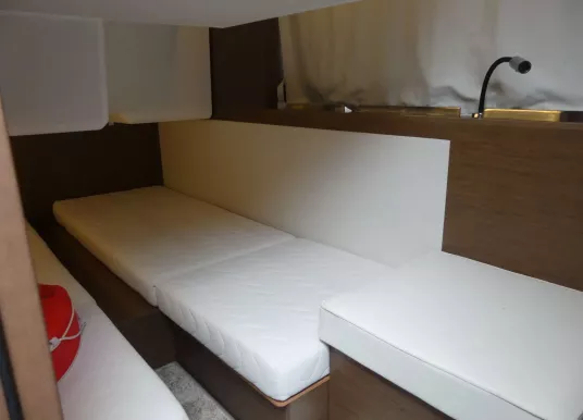 JEANNEAU - NC 37 - 17