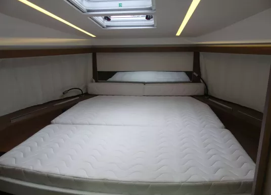 JEANNEAU - NC 37 - 19