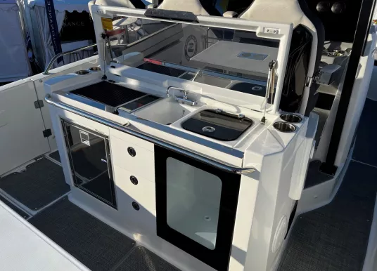 JEANNEAU - CAP CAMARAT 10.5 CC - 8