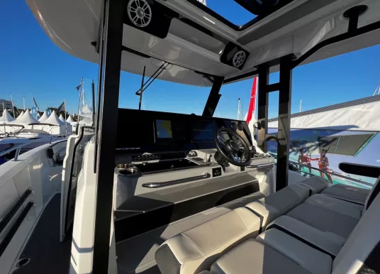 JEANNEAU - CAP CAMARAT 10.5 CC - 10