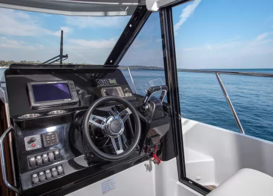 JEANNEAU - MERRY FISHER 1095 COUPE - 10