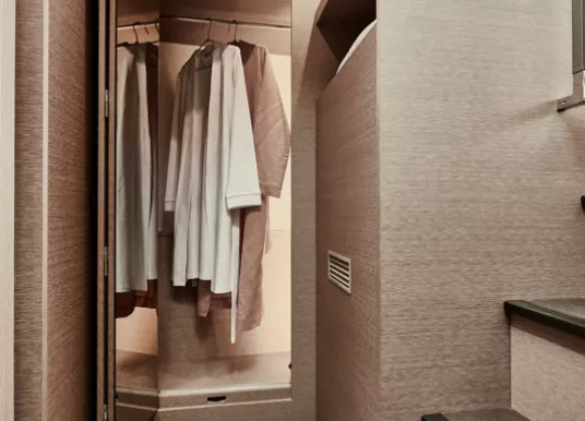 PRESTIGE YACHTS - PRESTIGE 420 FLYBRIDGE - 8