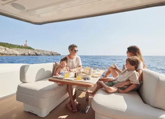 JEANNEAU - PRESTIGE F4 - 6