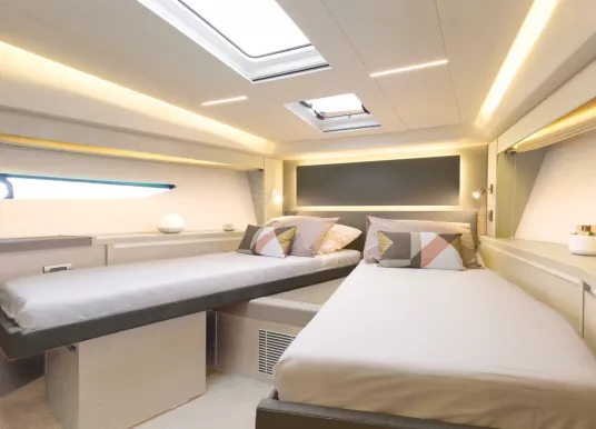 PRESTIGE YACHTS - PRESTIGE 520 - 10