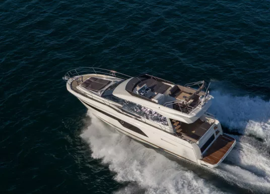 PRESTIGE YACHTS - PRESTIGE 520 - 4