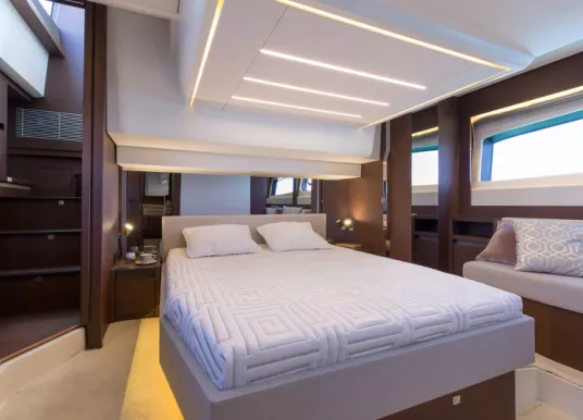 PRESTIGE YACHTS - PRESTIGE 520 - 8