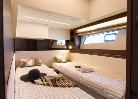 PRESTIGE YACHTS - PRESTIGE 520 - 9