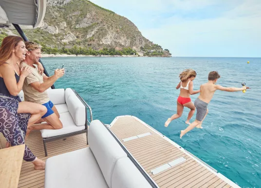 PRESTIGE YACHTS - PRESTIGE M48 - 10