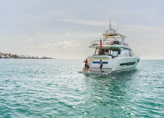 PRESTIGE YACHTS - PRESTIGE 690 FLYBRIDGE - 4