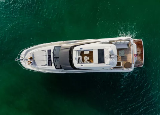 PRESTIGE YACHTS - PRESTIGE 690 FLYBRIDGE - 5