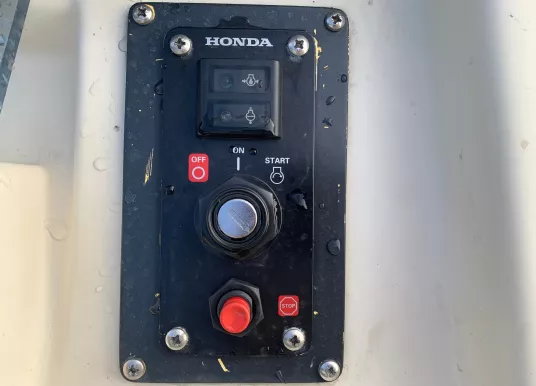 WHITE SHARK - WHITE SHARK 215 CC - 8