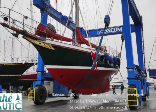 JOHN SEARS - CUTTYHUNK 41 - 52